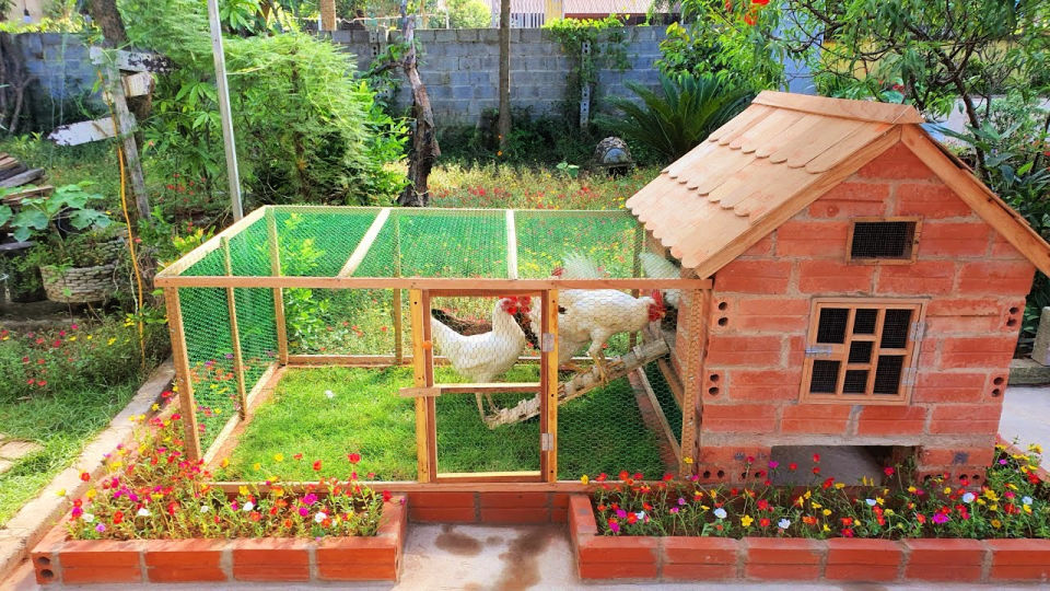 25 Free DIY Chicken Coop Plans with PDF Instructions DIY Cozy Home