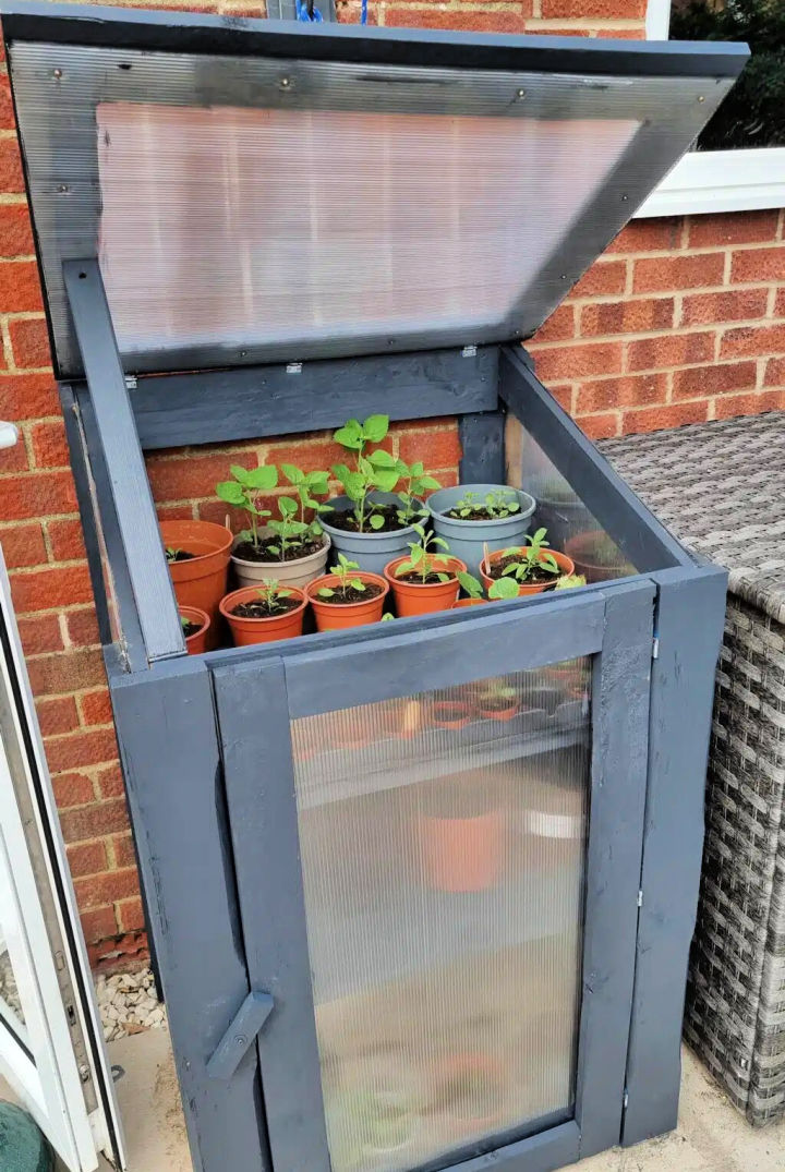 25 Free DIY Cold Frame Plans for Gardening DIY Cozy Home